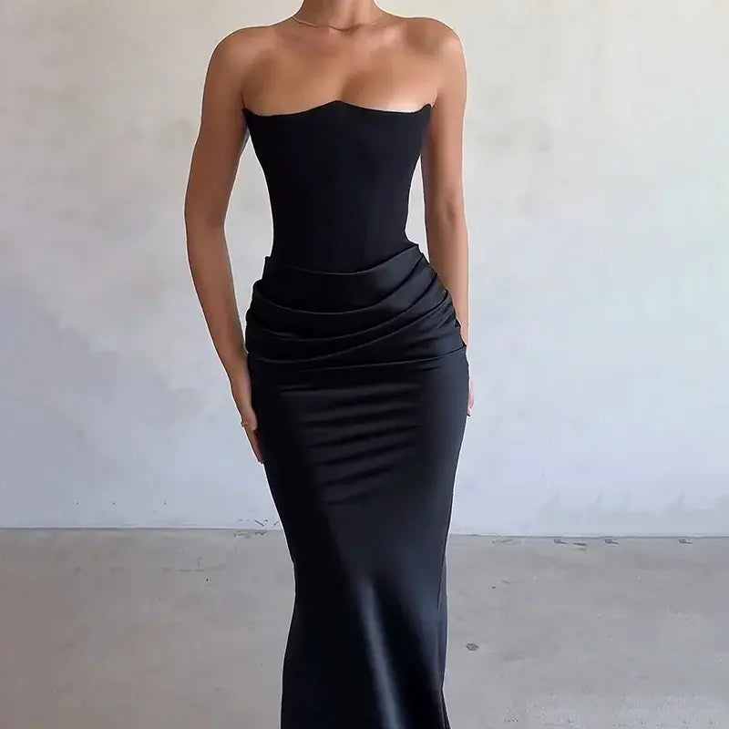 Glamorous Strapless Black Party Dress