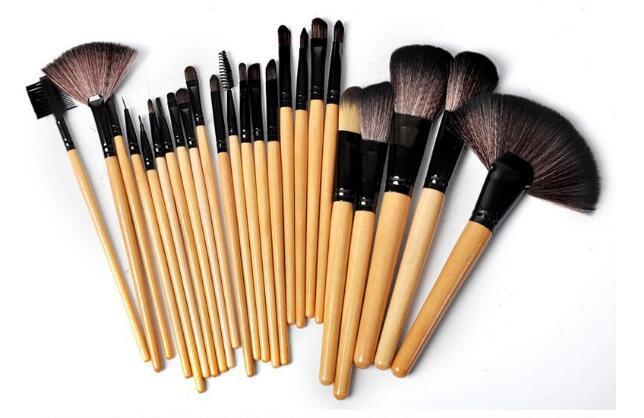 Cosmetic Brush Collection - Complete Makeup Tool Set