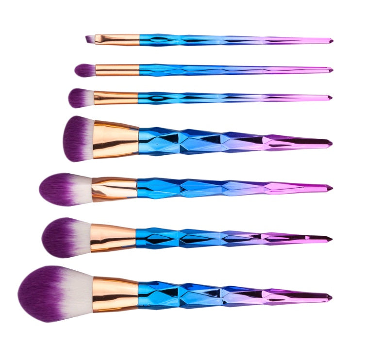 7-Piece Diamond Makeup Brush Set for Flawless Foundation Application