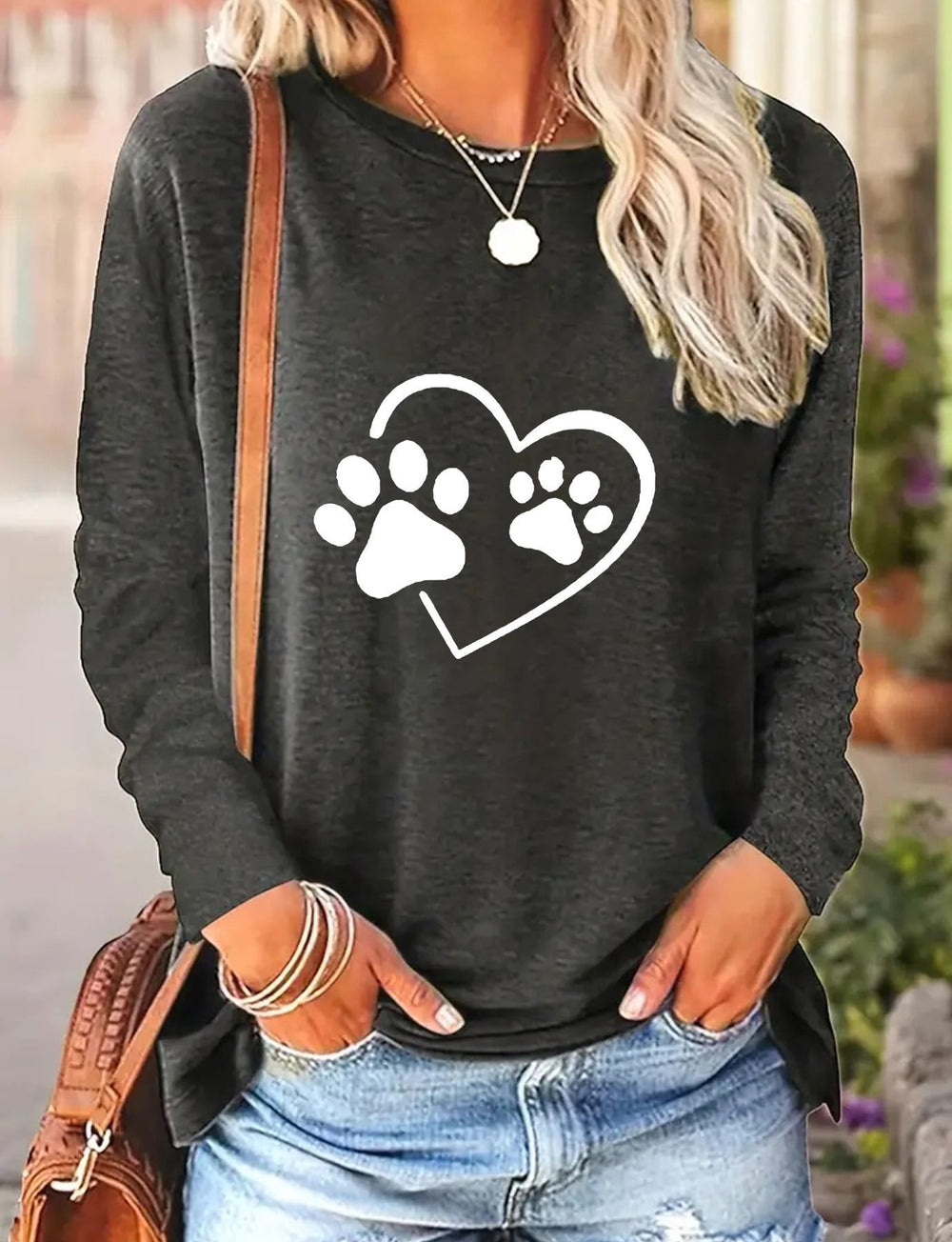 Women's Relaxed Fit Long-Sleeve T-Shirt for Spring and Autumn