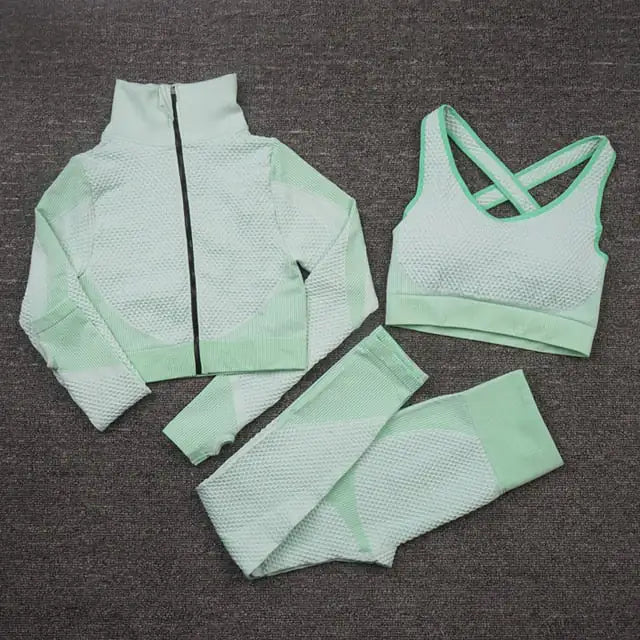 Seamless Women's Yoga Set - Elevate Your Practice with Enhanced Comfort and Style