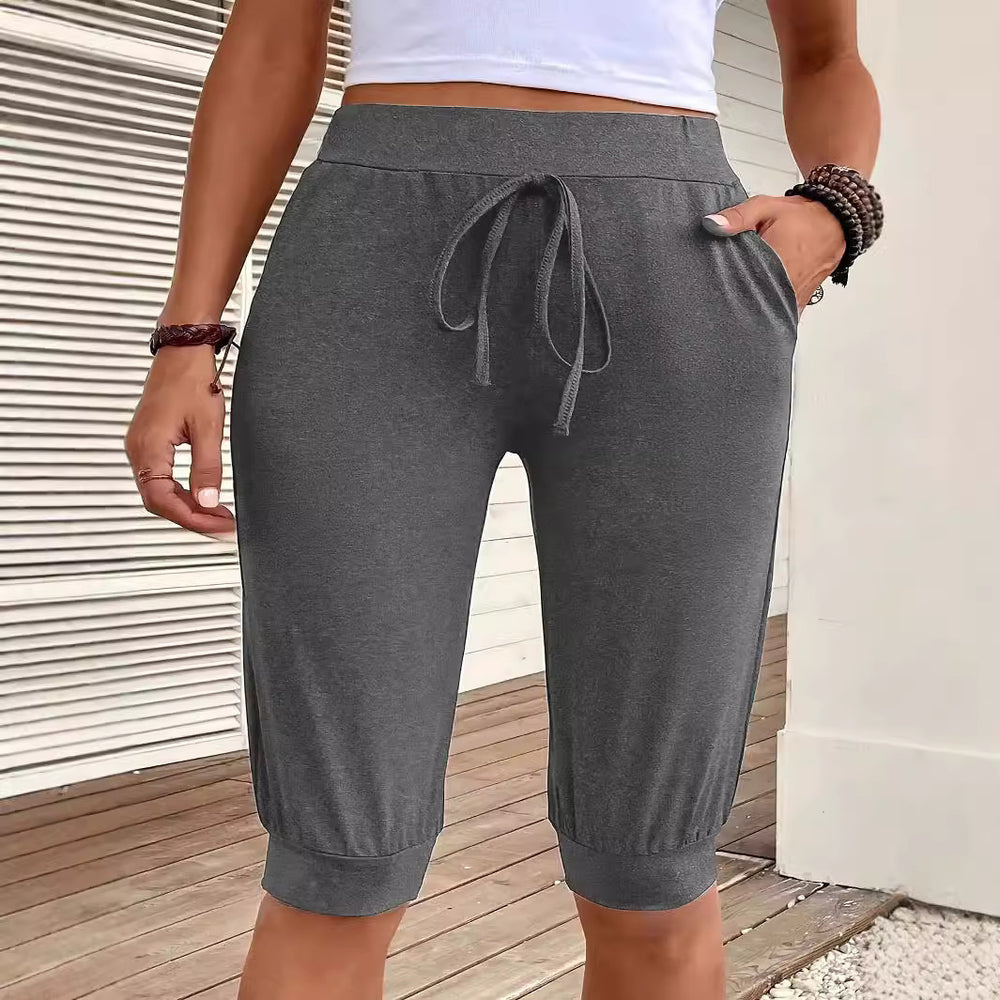 Women's Cropped Straight Leg Yoga Pants with Pockets