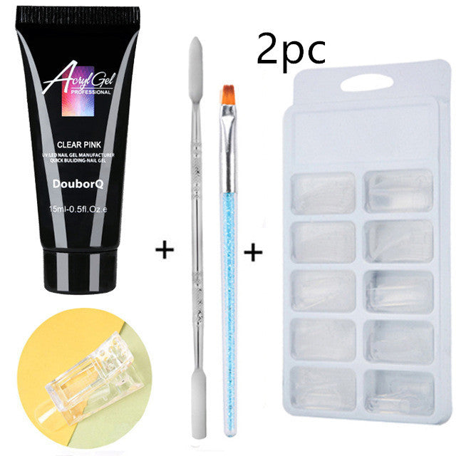 Kit manicure fai da te con set di smalti e prodotti per nail art