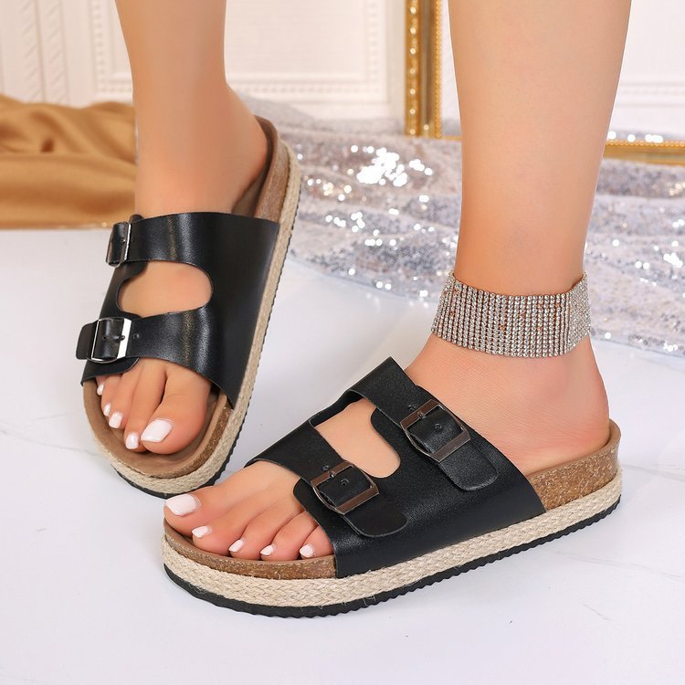 Stylish Thick Sole Solid Color Round Toe Women's Buckle Sandals for Summer