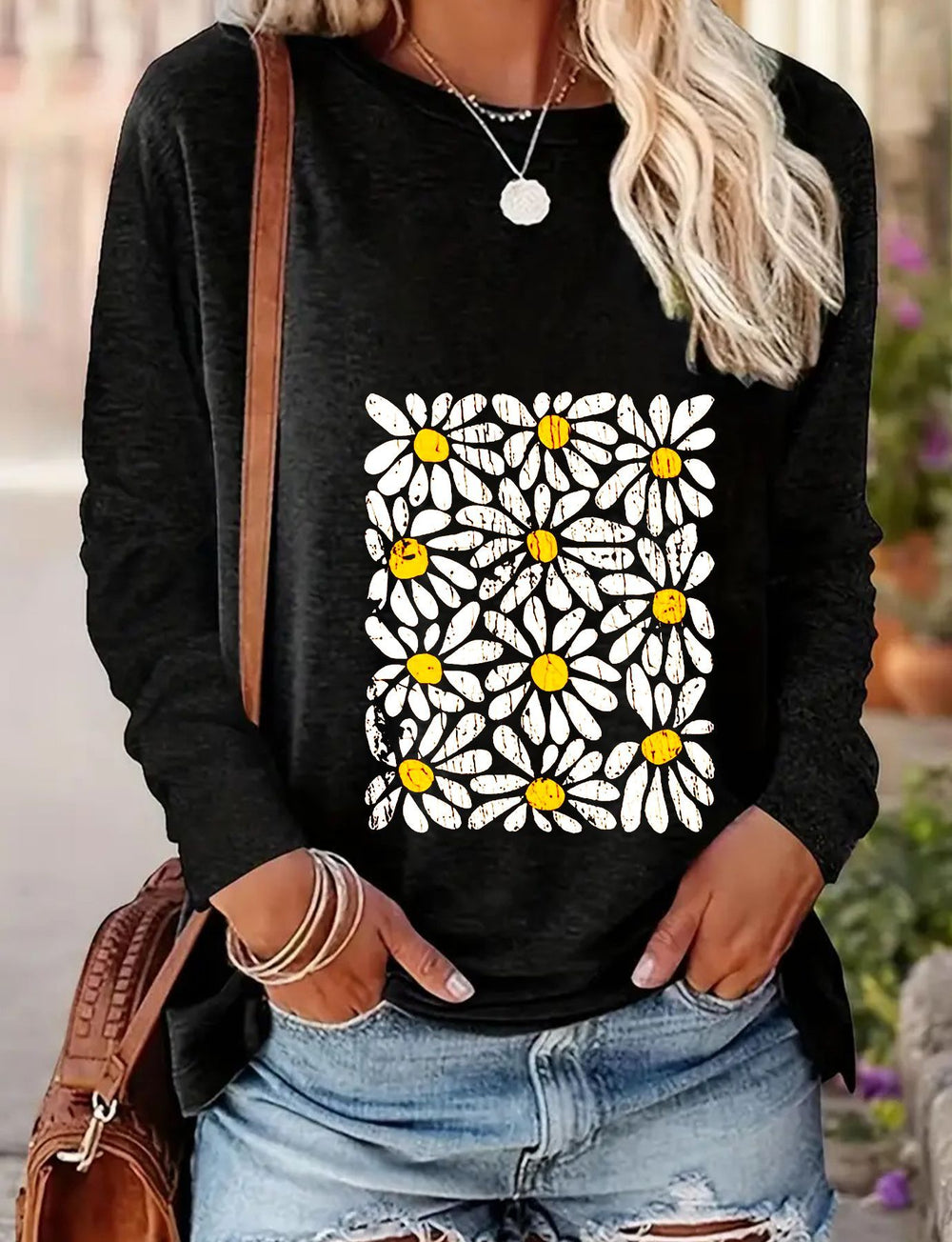 Women's Relaxed Fit Long-Sleeve Tee for Spring and Autumn