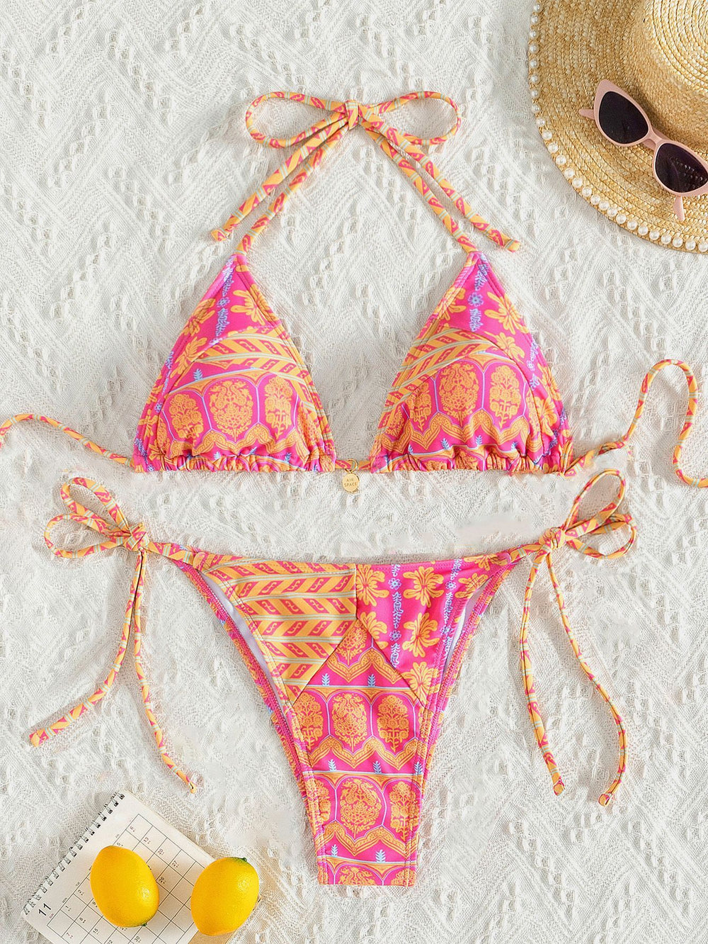 Fashionable Bandage Detail Split Bikini with Printed Stitching - Beachwear Beauty