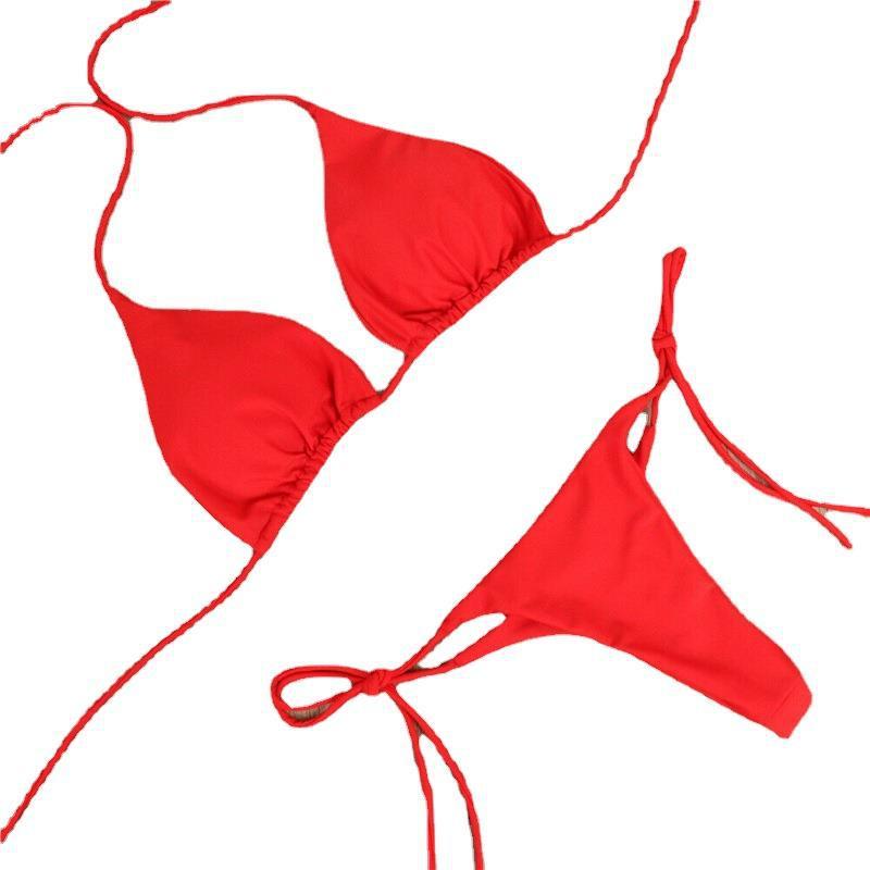 Elegante set bikini con scollo all'americana e spacchi allacciati in tessuto di seta al latte