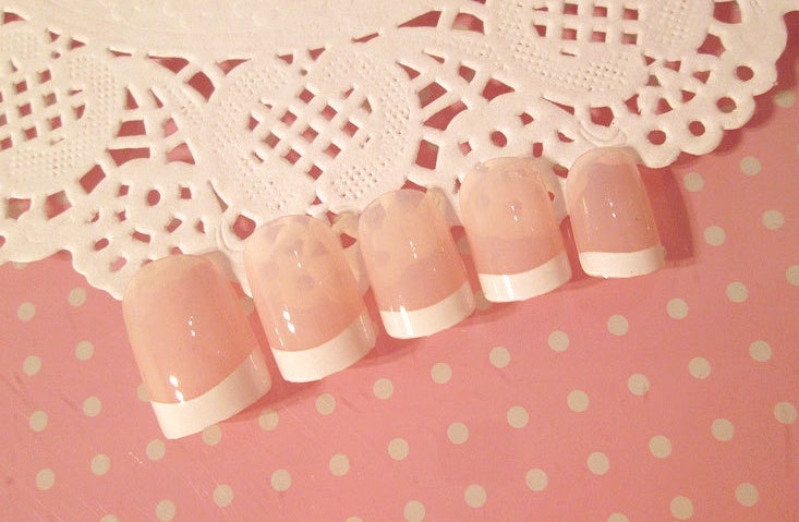 Set di finitura per nail art francese con unghie finte extra lunghe