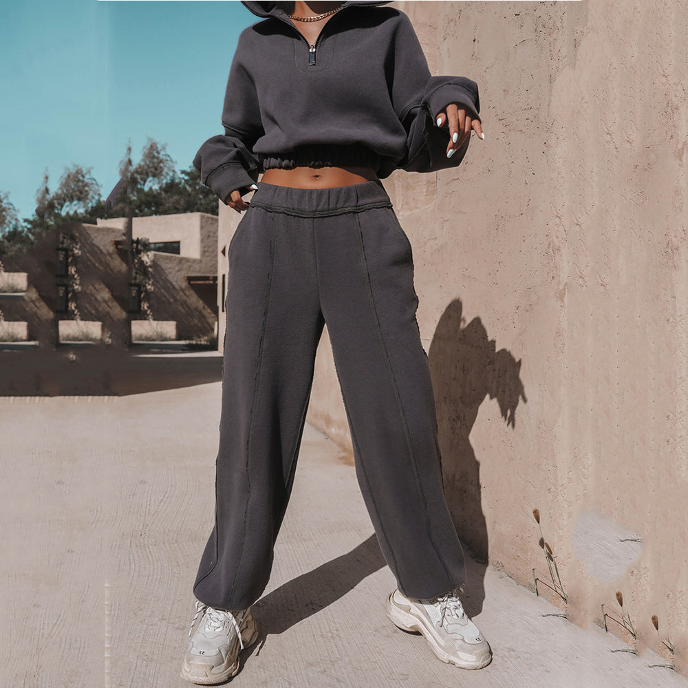 Chic Long Sleeve Turtleneck Zip-Up Crop Sweatshirt with Relaxed Fit Straight Leg Pants for Women