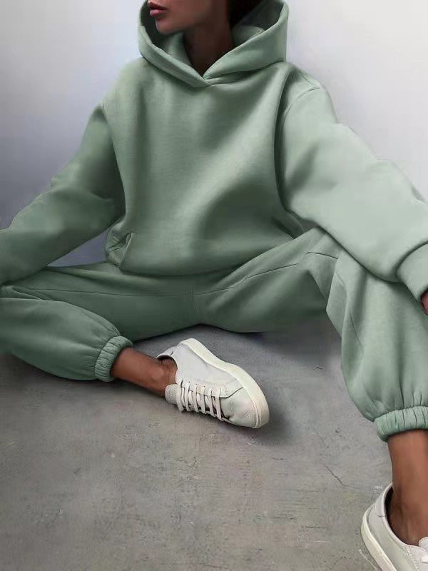 Stylish Women's Hooded Sweater and Tracksuit Set