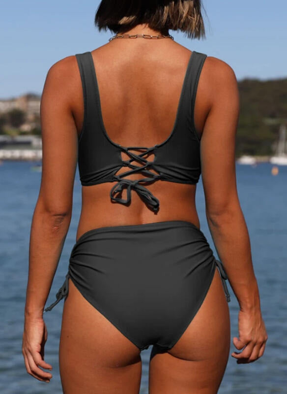 Fashionable Strappy Swimwear Set for Women