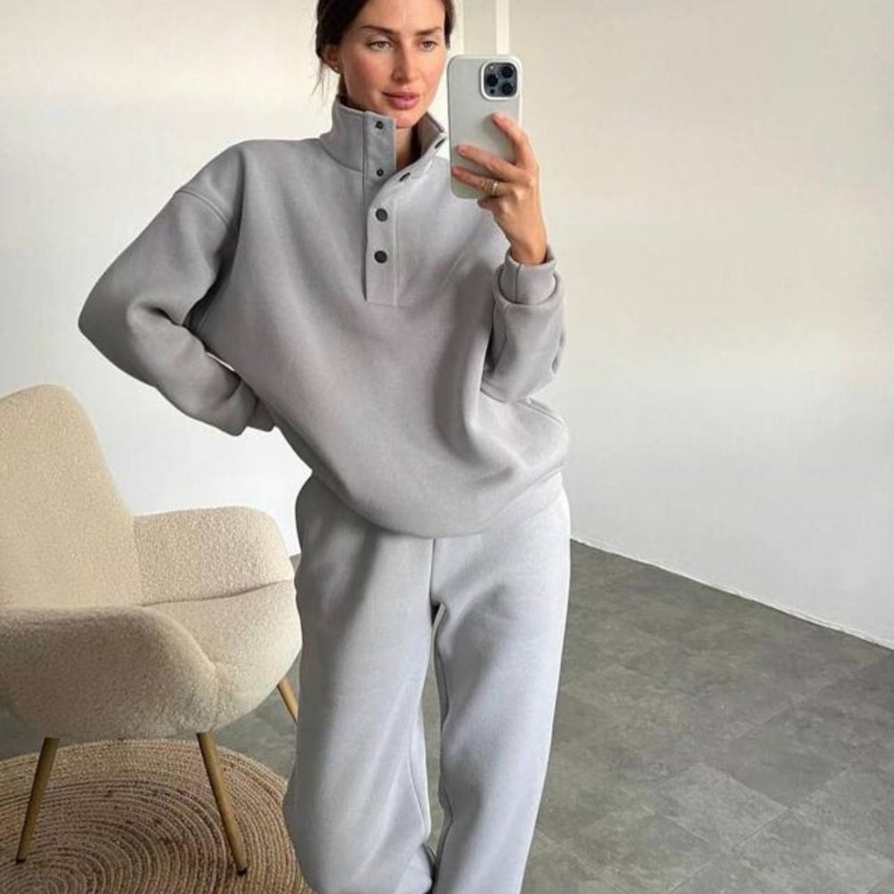 Casual Oversized 2-Piece Tracksuit Set for Women - Warm Solid Color Hoodie and Long Pants