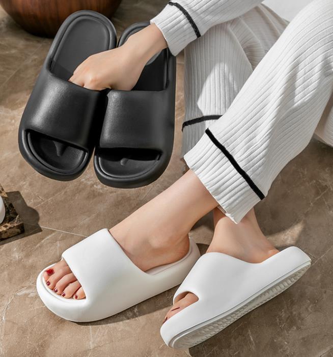 Stylish Non-Slip Indoor Bread Slippers for Home and Bathroom