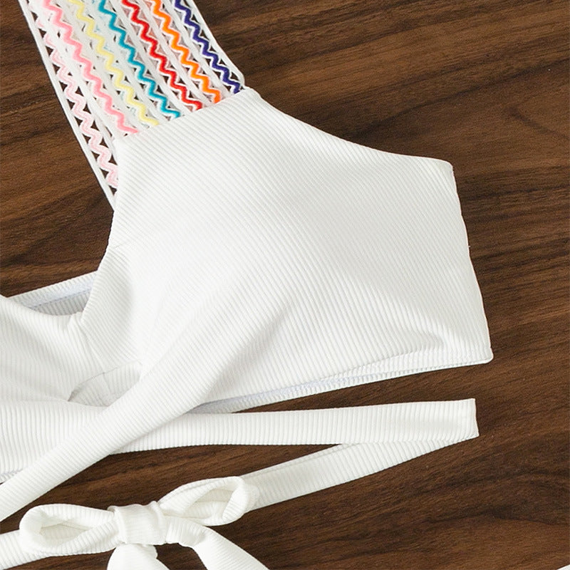 Costume da bagno bikini chic con triangolo e schiena scoperta per donna