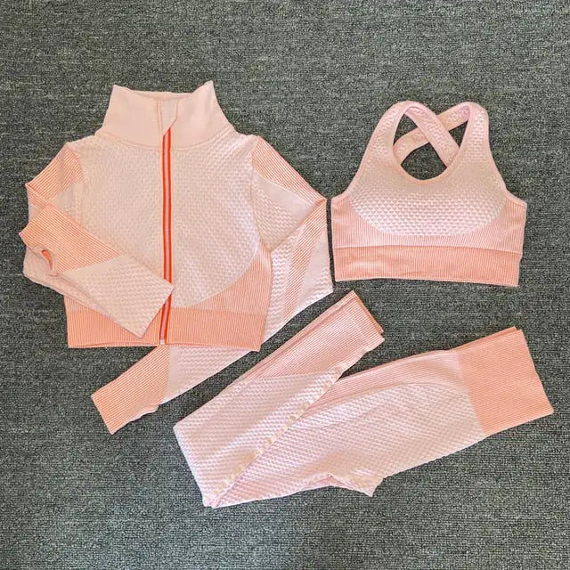 Seamless Women's Yoga Set - Elevate Your Practice with Enhanced Comfort and Style