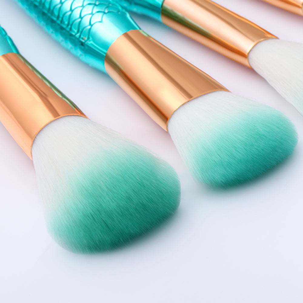 Mermaid-Inspired Makeup Brush Set