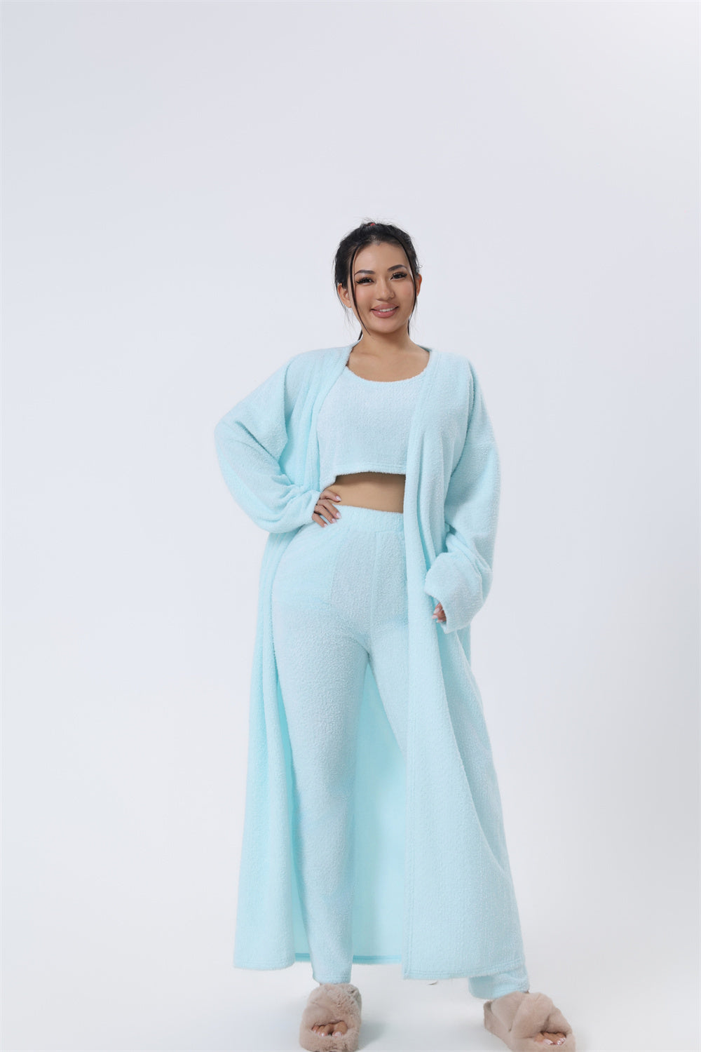 Schickes 3-teiliges Winter-Lounge-Set, weiches und gemütliches Pyjama-Ensemble, stilvolle passende Loungewear, perfekt zum Entspannen zu Hause