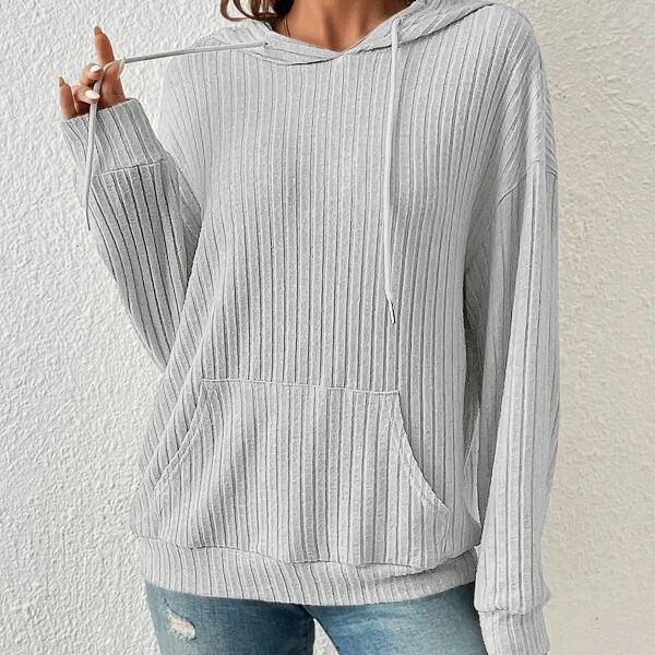 Chic Long-Sleeve Hooded Sweatshirt with Pockets - Solid Color Knitwear for Women