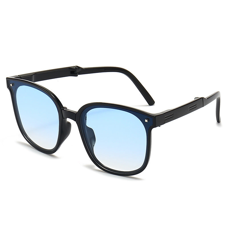 Foldable Beach Sunglasses with UV Protection in Trendy Styles