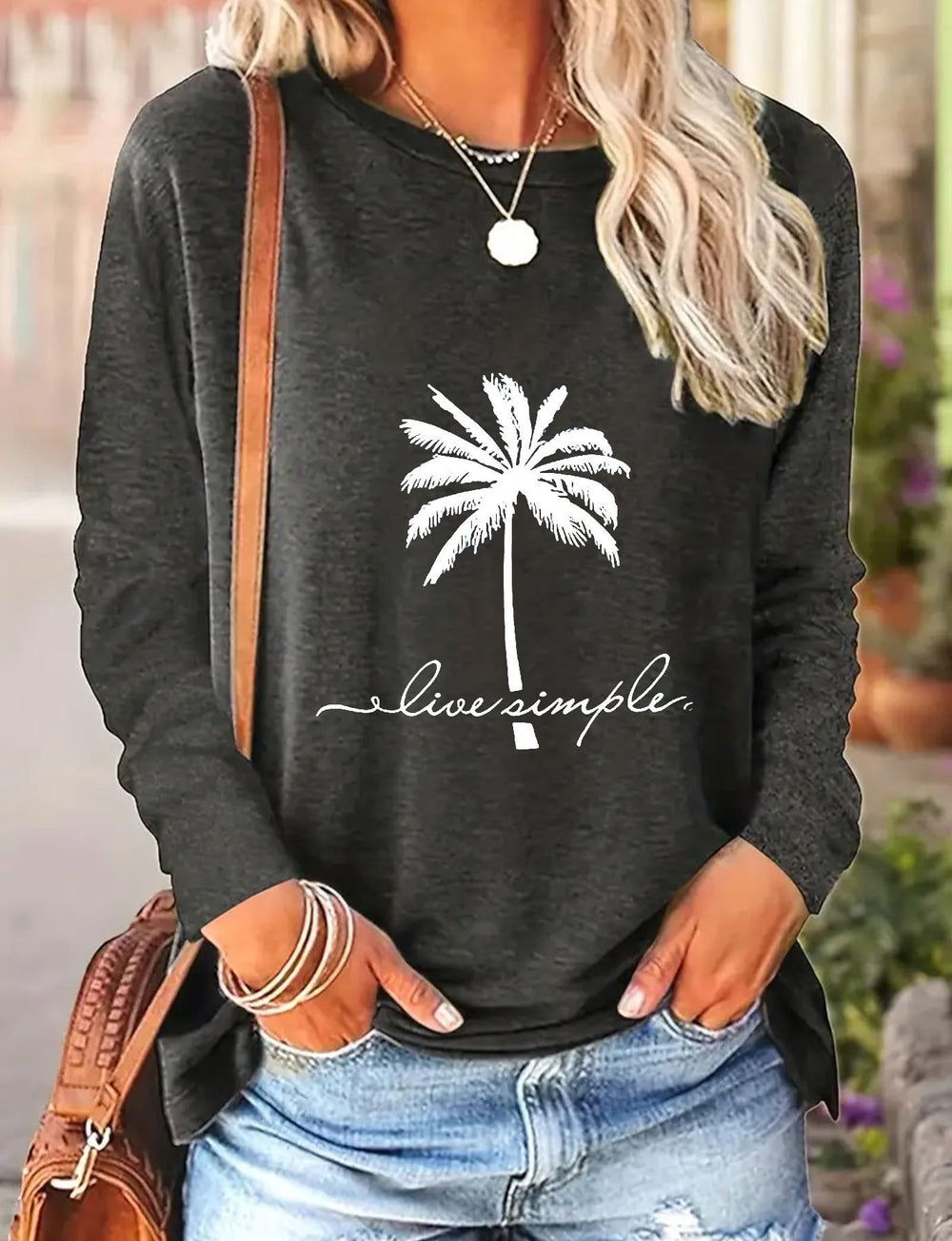 Women's Relaxed Fit Long-Sleeve Tee for Spring and Autumn