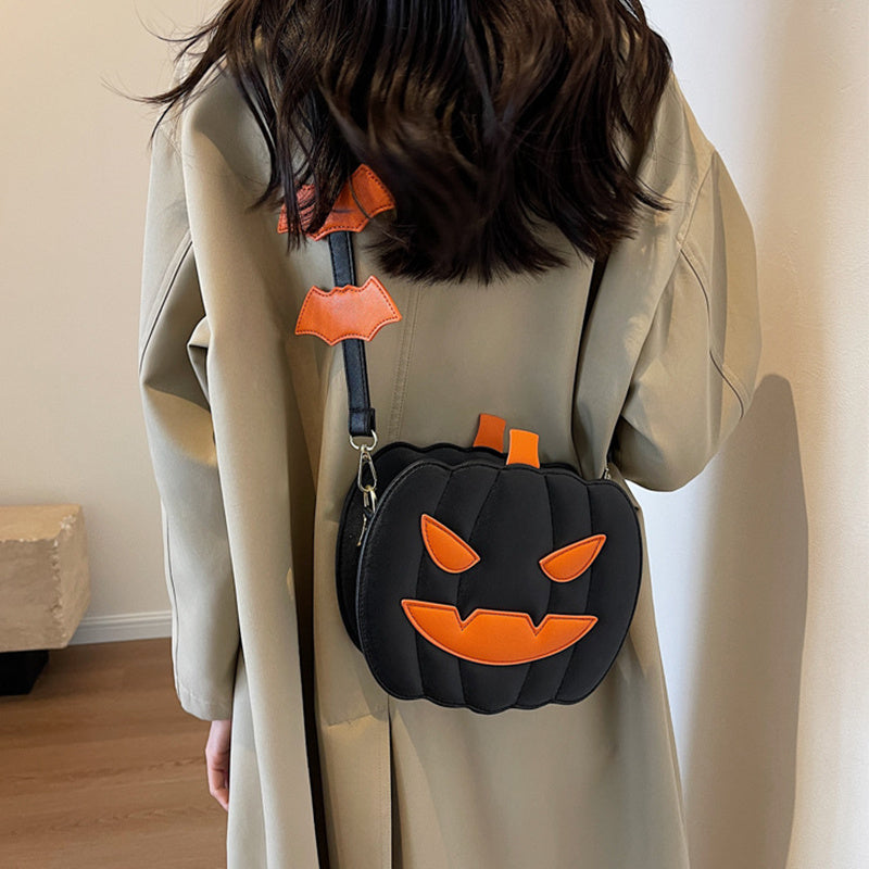 Borsa a tracolla creativa con zucca dei cartoni animati e pipistrello per Halloween - Borsa a tracolla personalizzata da donna