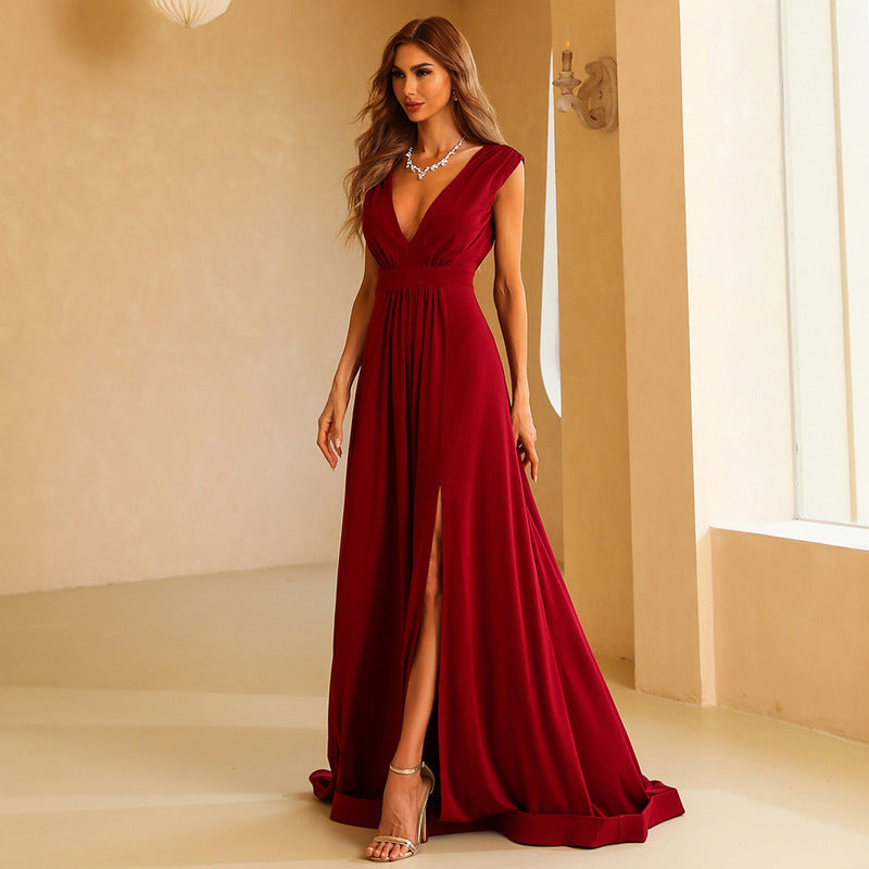 Elegant Dark Red Deep V-Neck Evening Gown for Women with Long Train