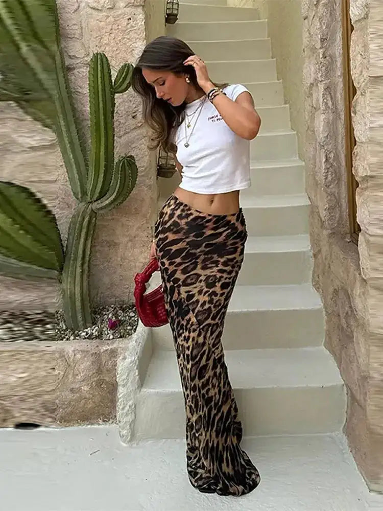 Leopard Print Maxi Skirt: Unleash Your Inner Wild Side